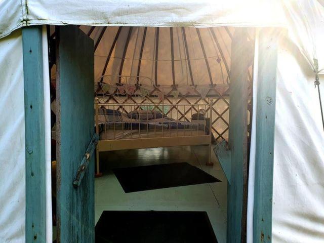 Mill Haven Place Glamping-Yurt 2 Хаверфордуэст Экстерьер фото