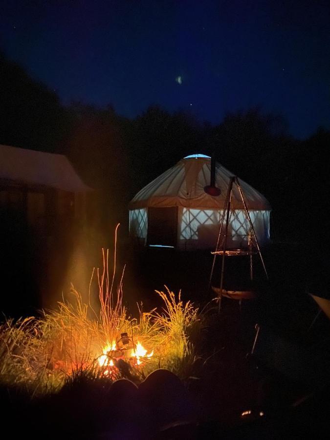 Mill Haven Place Glamping-Yurt 2 Хаверфордуэст Экстерьер фото